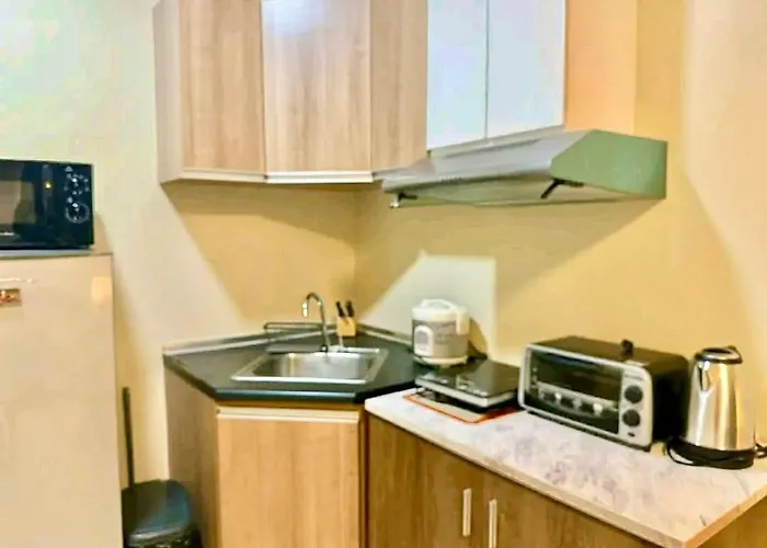 Apartment Staycation-ready Unit With Pool View At Avida Riala - Tower 1 In It Park