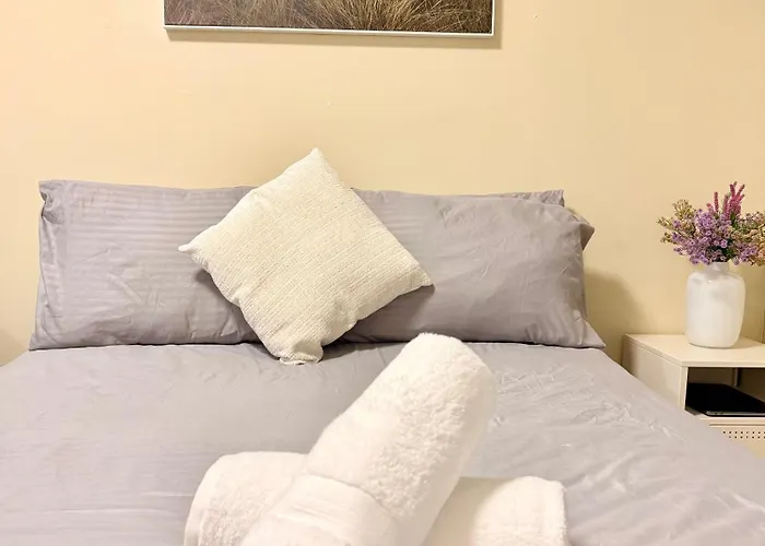 Staycation-ready Unit With Pool View At Avida Riala - Tower 1 In It Park *