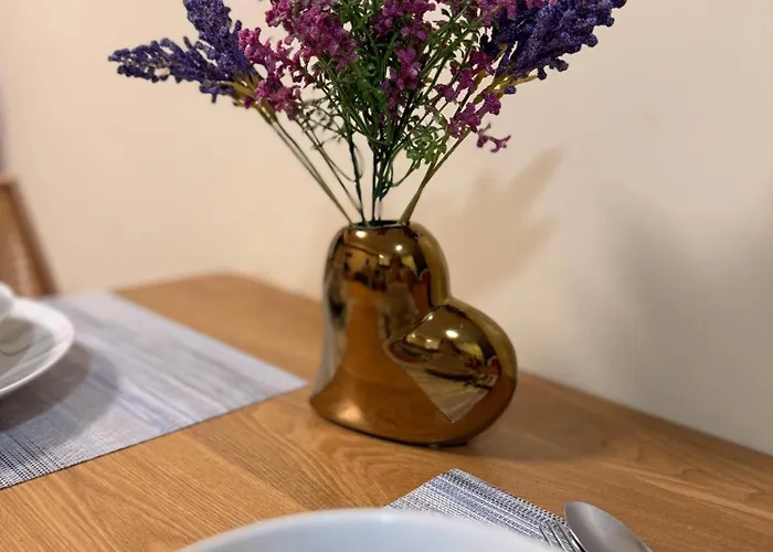 Staycation-ready Unit With Pool View At Avida Riala - Tower 1 In It Park Apartment